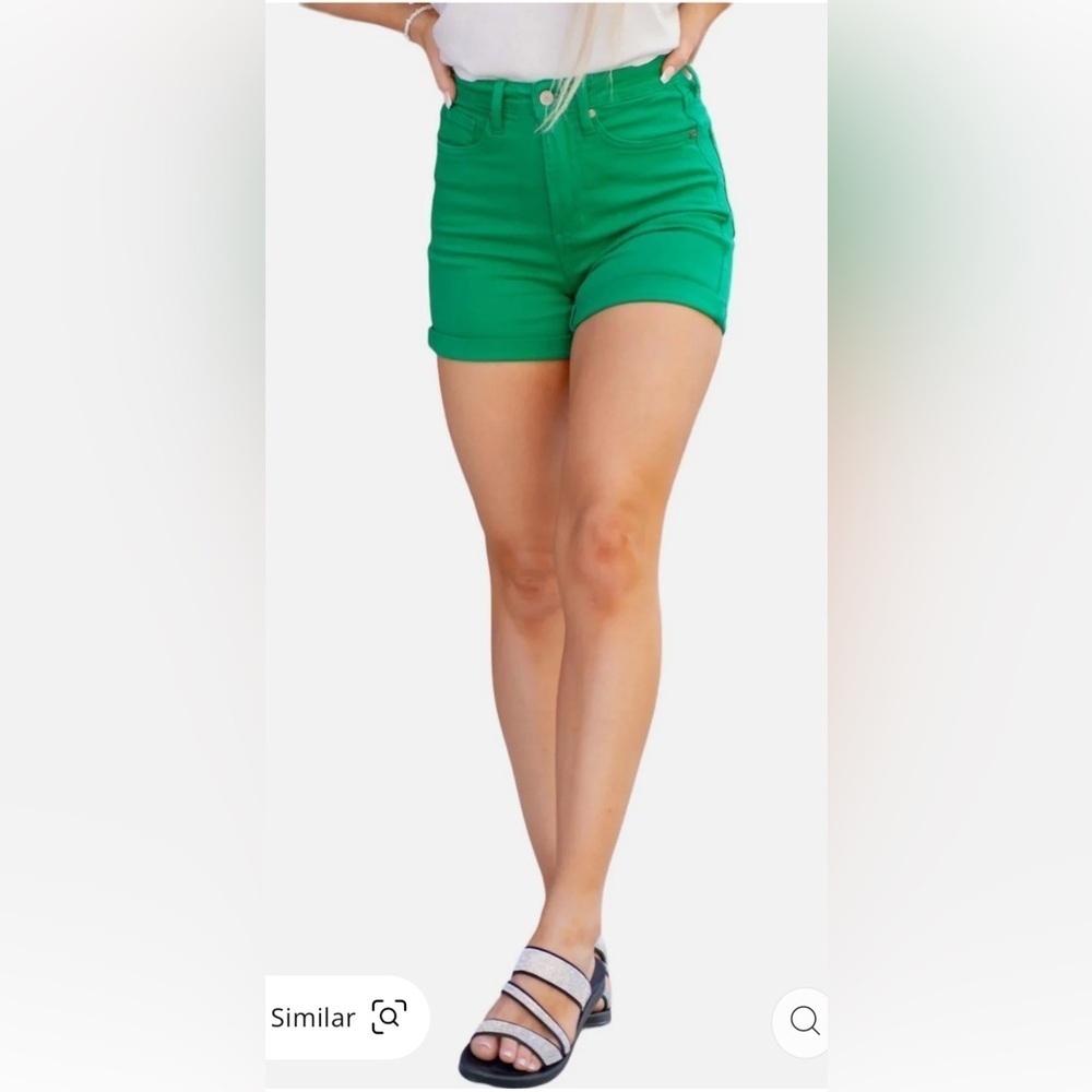 NWT Judy Blue Green Jean Shorts